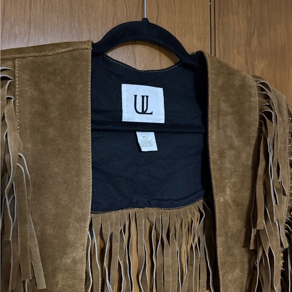 Understated Leather Wide Eyes Suede Fringe Collar - Picture 3 of 4